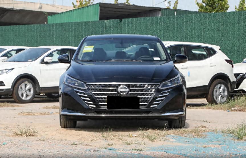 經典日系家用車,軸距超2米8,油耗6.41L,優惠后不到13萬起
