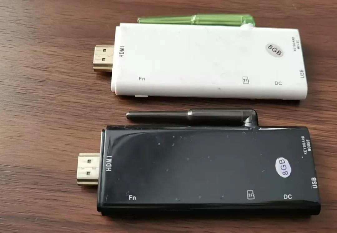 40元的安卓電視棒,普通電視變智能,自帶HDMI口和WiFi天線