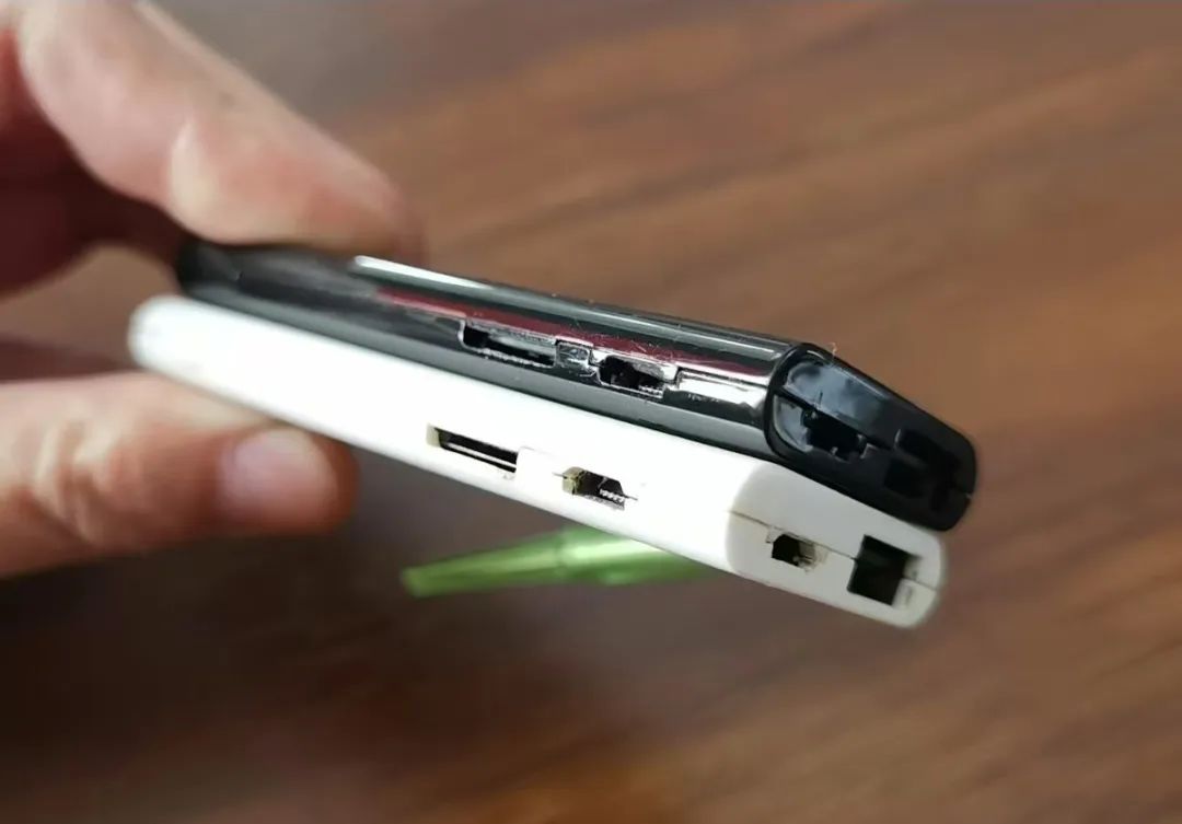 40元的安卓電視棒,普通電視變智能,自帶HDMI口和WiFi天線