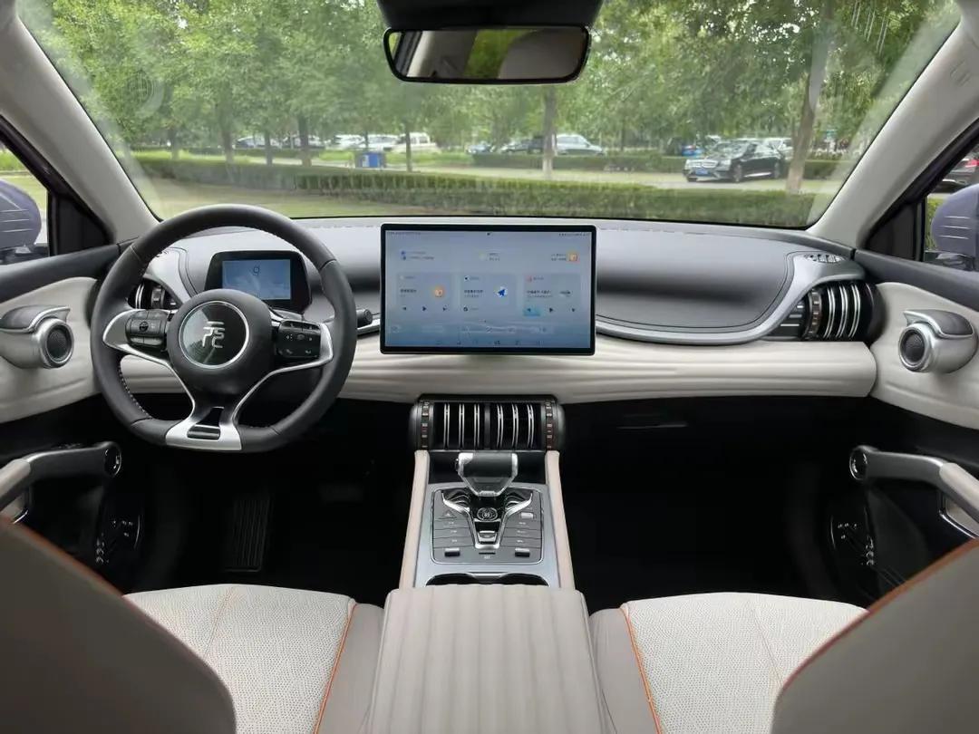 預算13萬買純電SUV,比亞迪元plus和吉利銀河E5 ,選哪個好?