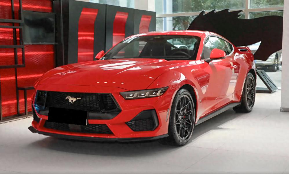 想買跑車,不妨看看福特Mustang,配2.3T引擎,售價僅為38.98萬