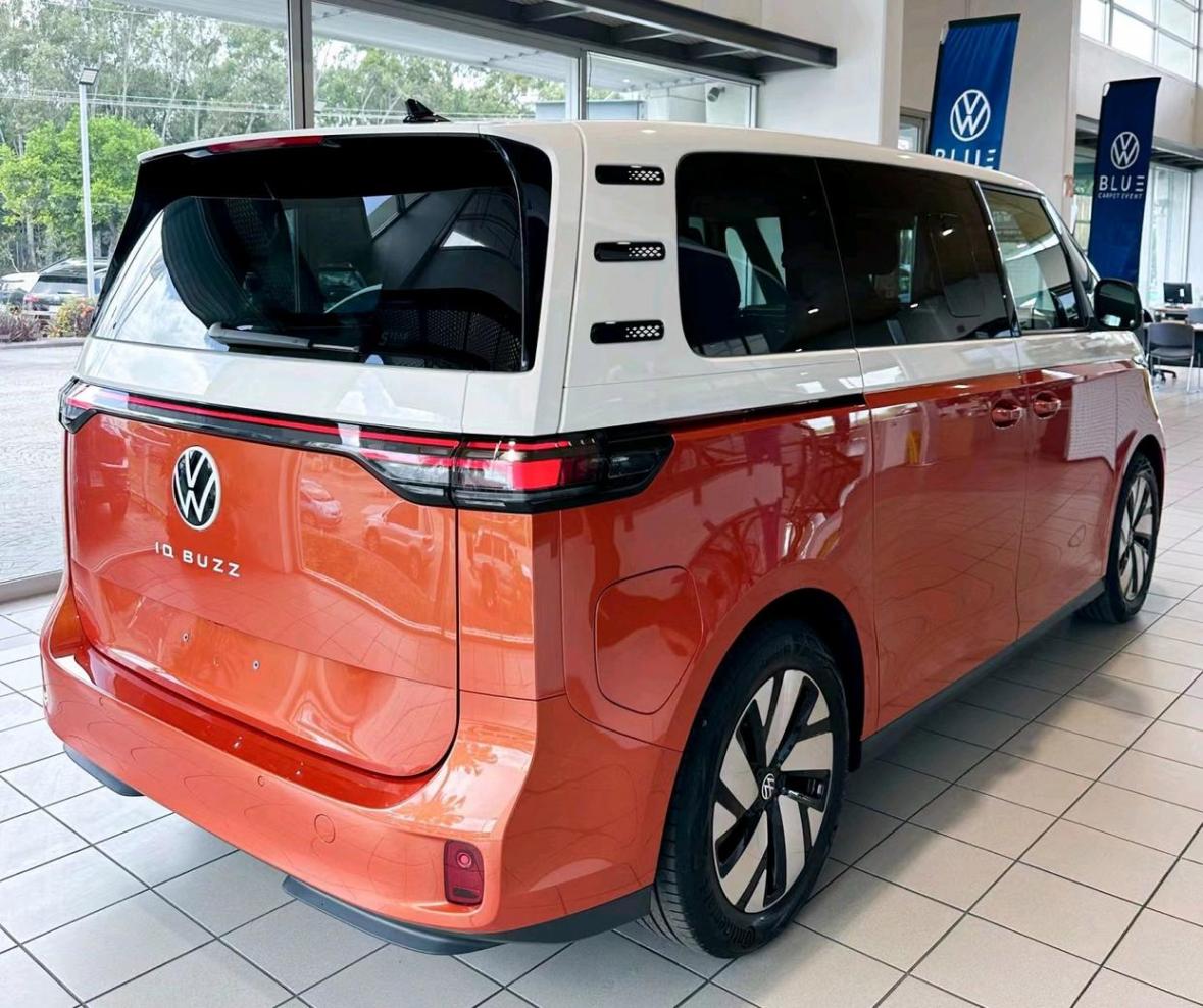 大眾汽車“寶寶巴士”MPV駕臨,純電都市MPV設計