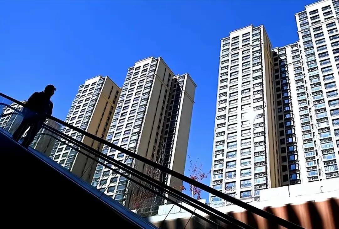二手房市場迎來拐點?2025年房價走勢,專家分析給出觀點