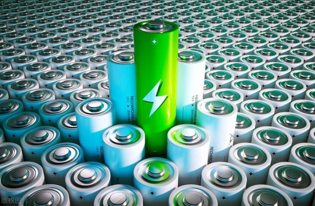 比亞迪全固態電池的未來:2030年后解鎖電動汽車的新篇章