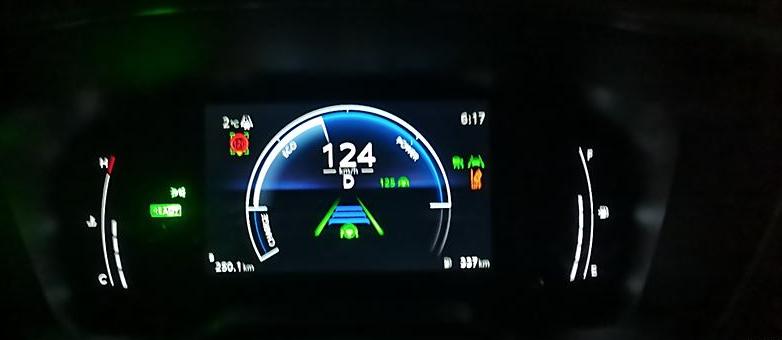 最低3.8L/百公里,豐田燃油車真的很強!記錄鋒蘭達真實能耗