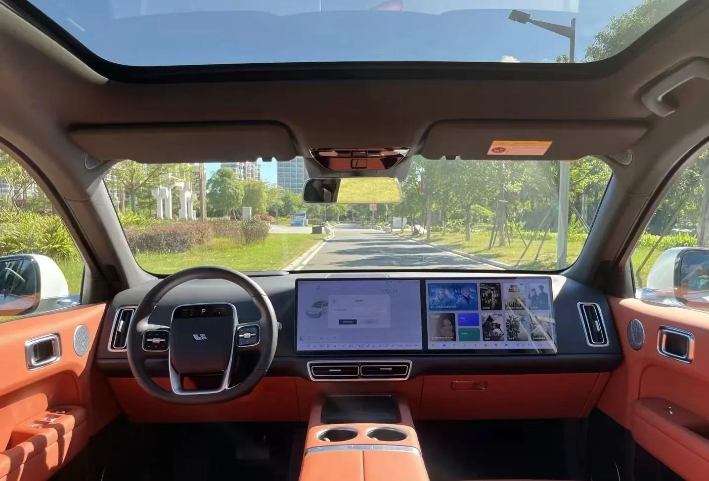 理想L6:高性價比的五座中型SUV