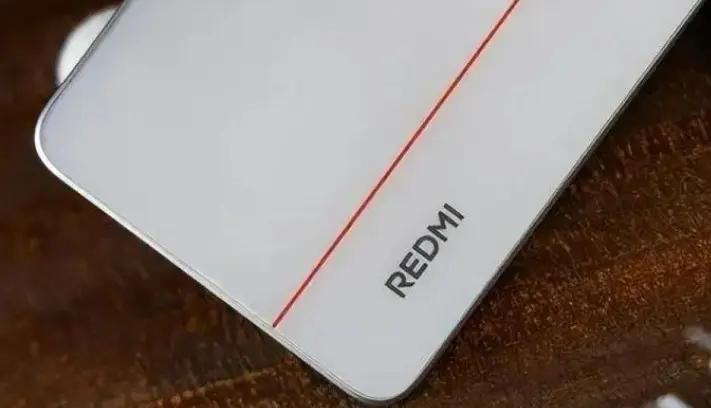 小米攤牌了!16GB+512GB+6550mAh,售價(jià)重塑市場(chǎng)格局