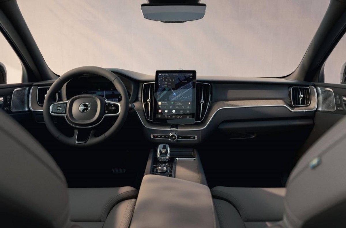 2026款沃爾沃XC60,正品B&W音響,英特爾芯片換高通驍龍