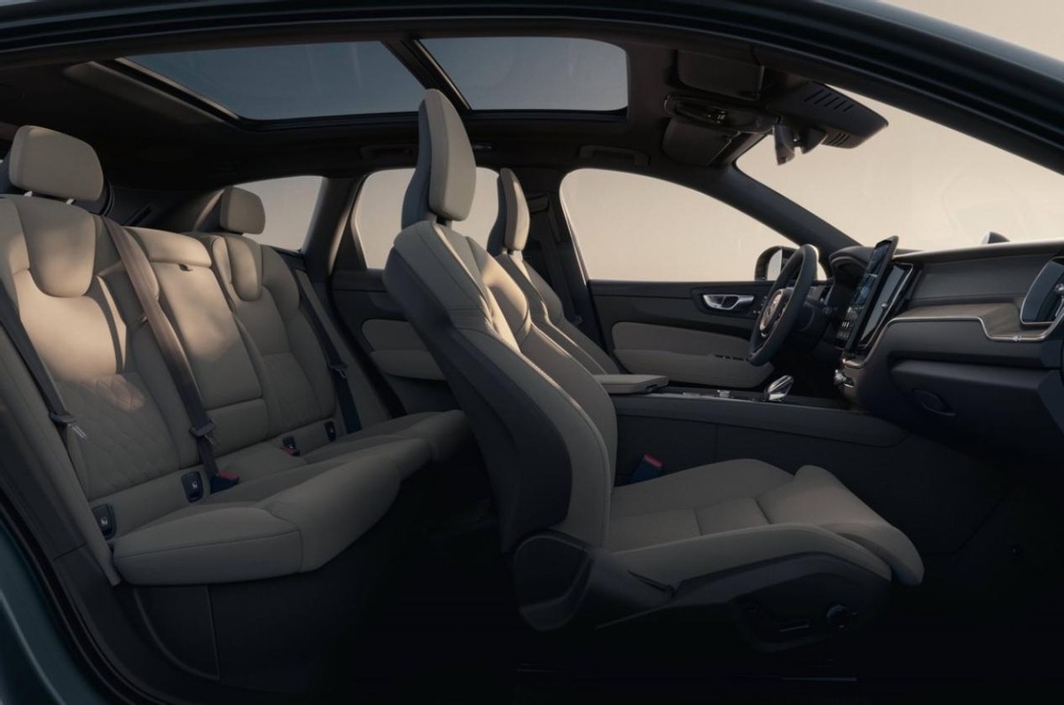 2026款沃爾沃XC60,正品B&W音響,英特爾芯片換高通驍龍