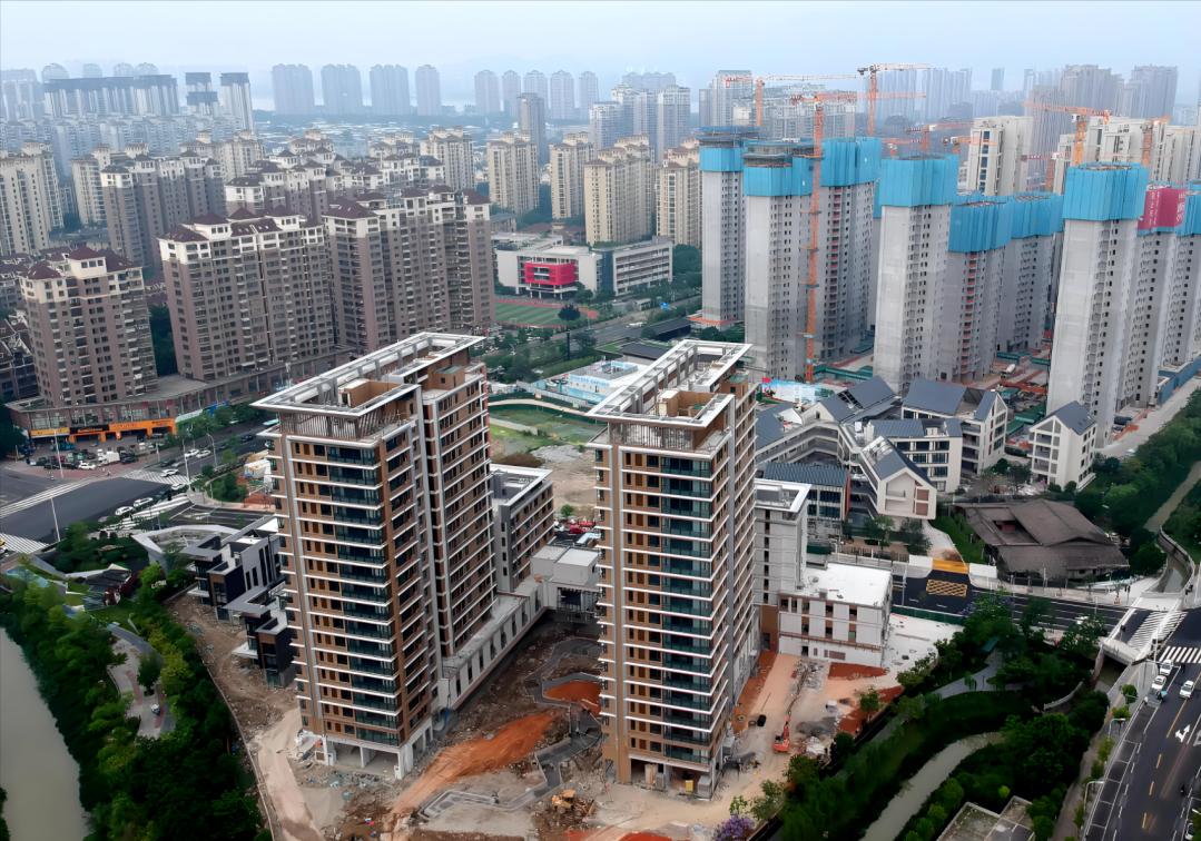 2025年,樓市有變化,普通人需要怎么辦?