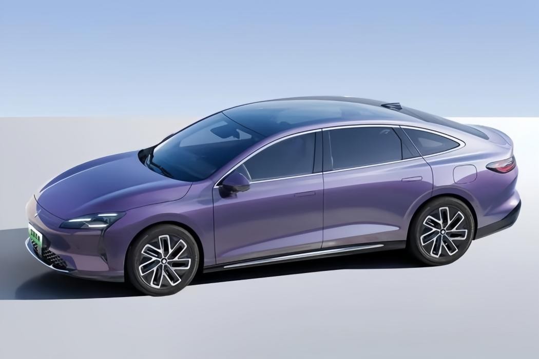車長5米左右,寶駿享境內飾圖片曝光,配備智駕定價多少合適?