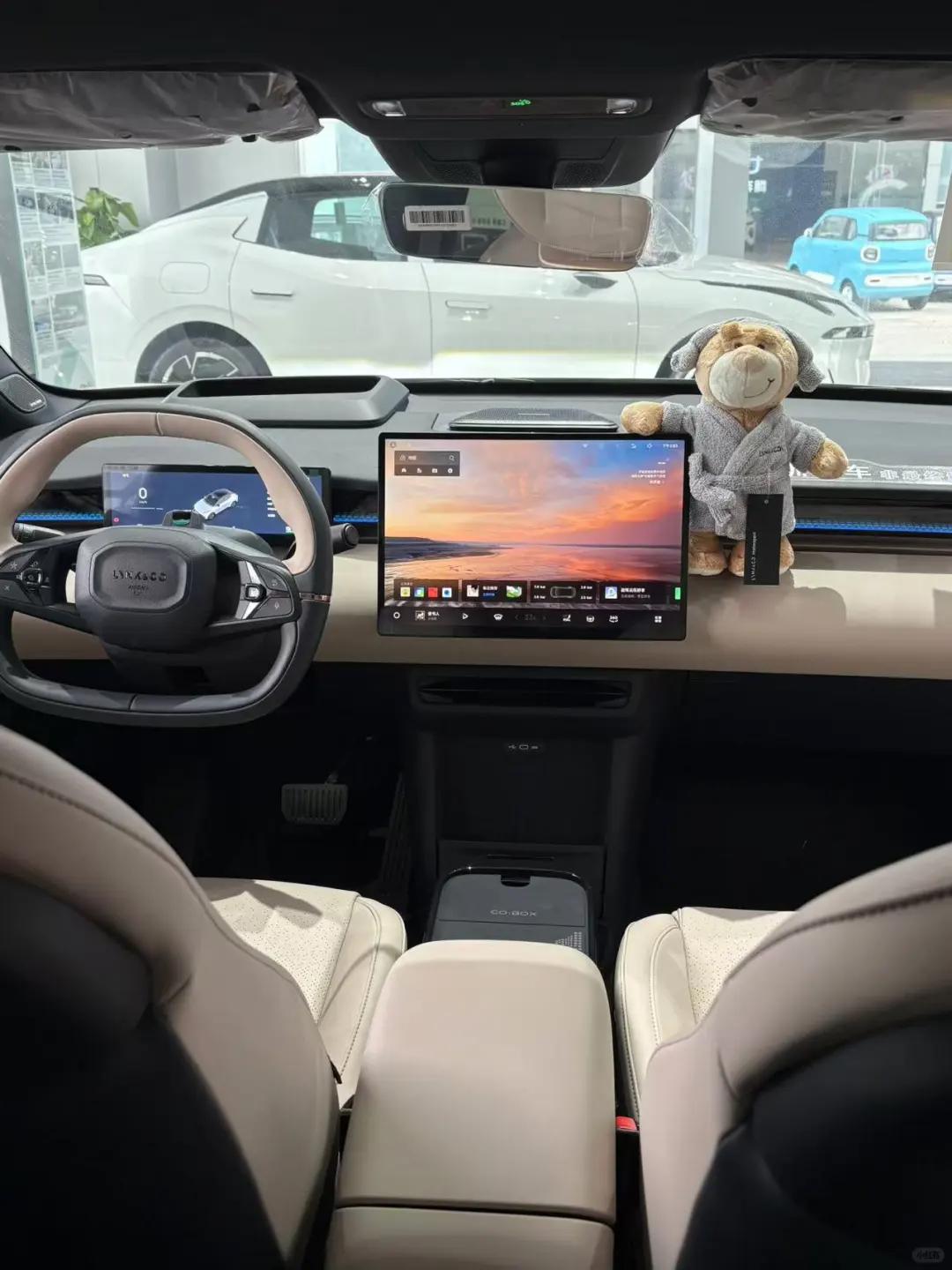 領克 Z20 設計 操控兼有的精致純電小車