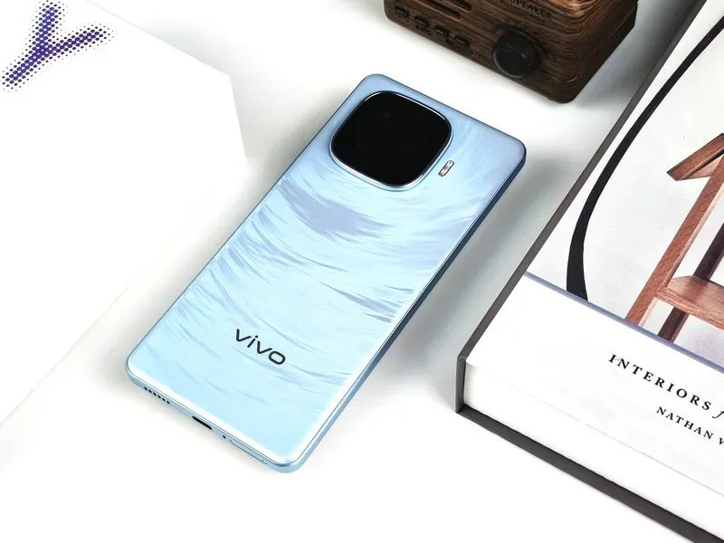 vivo不講武德,從2499元跌至1498元,6000mAh+120Hz+5000萬雙主攝