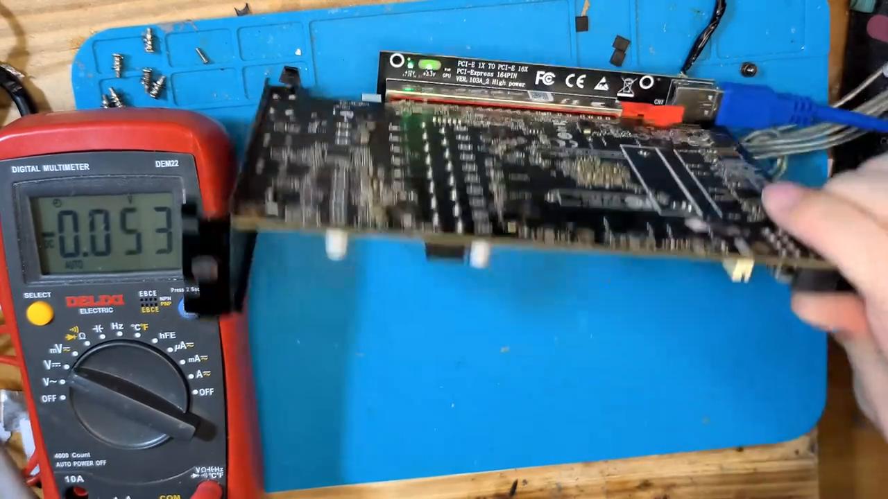 經典顯卡RX580,開機黑屏,小問題引起大故障。自學修顯卡