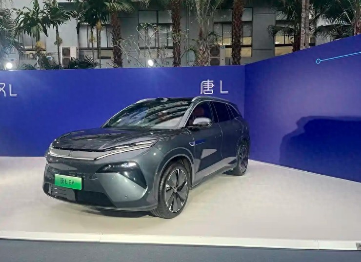 唐L EV預售28-36萬 配備兆瓦閃充+天神之眼B 5分鐘充電400km