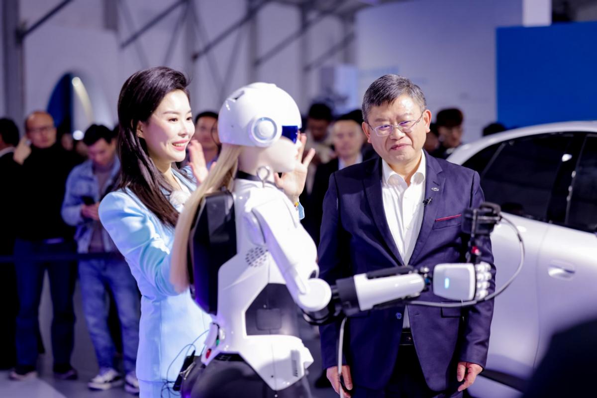 發布全域智能駕駛戰略 2025年實現全系車型覆蓋
