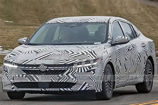 前臉神似大眾邁騰 日產全新一代軒逸曝光 前臉神似大眾邁騰 日產全新一代軒逸曝光