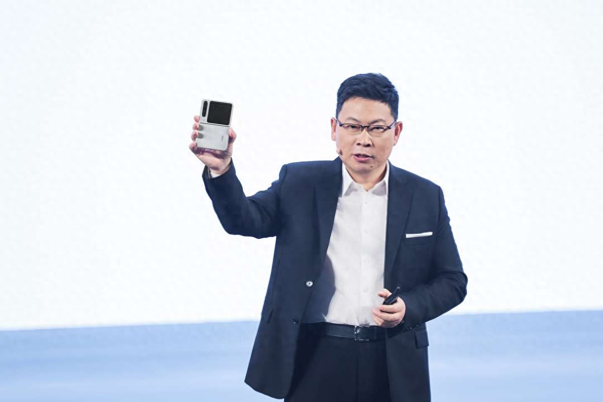 HUAWEI Pura X闊折疊專為內容而生,華為商城12期分期免息