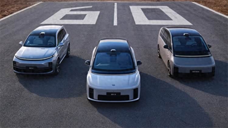 理想i8這車靠譜嗎?深度解析理想電新選手