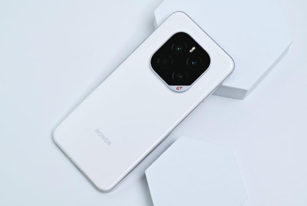 榮耀GT Pro、榮耀Magic7該怎么選?誰(shuí)更有性價(jià)比?看完就懂了