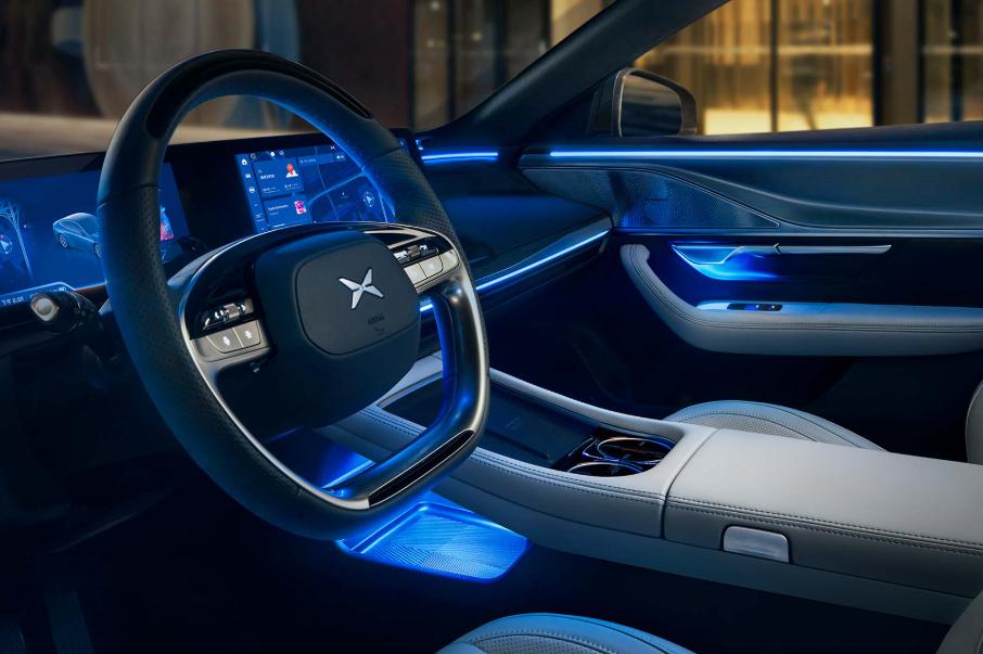 小鵬P7實測體驗:優缺點對比極氪007/Model 3,值不值得買?