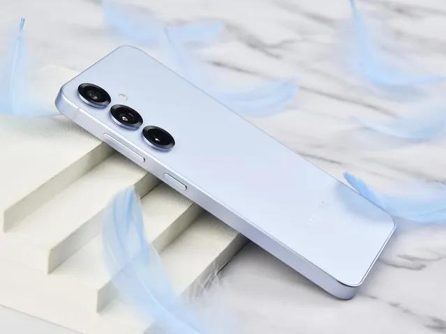 三星Galaxy S25系列深度解析:AI與影像革新下的安卓機皇之爭